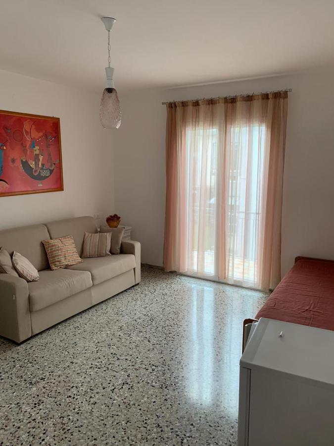 Appartement Cepele House à Lignano Sabbiadoro Extérieur photo